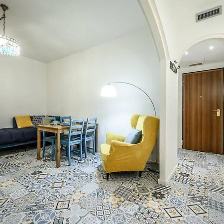 Le Finestre Sul Borgo 2 Leilighet Parma Eksteriør bilde