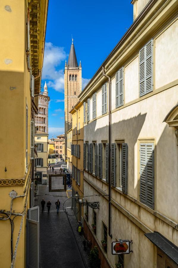Le Finestre Sul Borgo 2 Leilighet Parma Eksteriør bilde